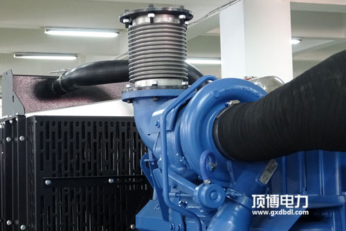購買柴油發(fā)電機(jī)組為什么要選品牌發(fā)動機(jī)OEM認(rèn)證廠家